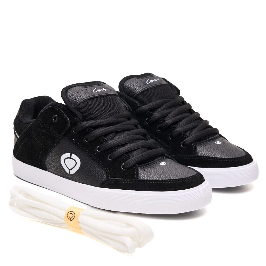 Zapatillas 205 SE BLACK/ WHITE